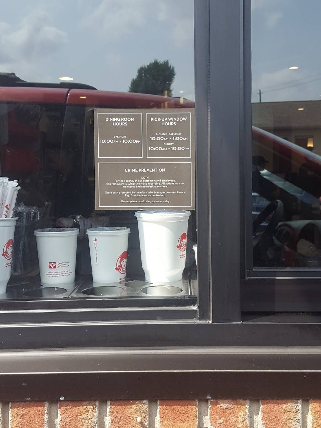 Wendys | restaurant | 1801 Lincoln Way E, Massillon, OH 44646, USA | 3308332645 OR +1 330-833-2645