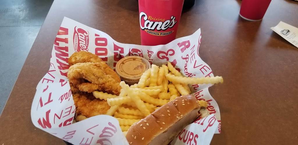 Raising Canes Chicken Fingers | meal takeaway | 14100 N Pennsylvania Ave, Oklahoma City, OK 73134, USA | 4057539209 OR +1 405-753-9209
