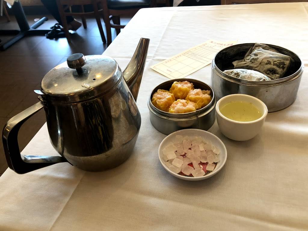 Ocean City Restaurant | restaurant | 234 N 9th St, Philadelphia, PA 19107, USA | 2158290688 OR +1 215-829-0688