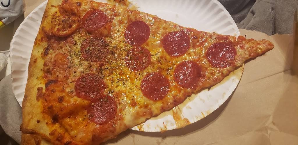 Benny Ventanos | restaurant | 2501 W Main St, Richmond, VA 23220, USA | 8047161632 OR +1 804-716-1632