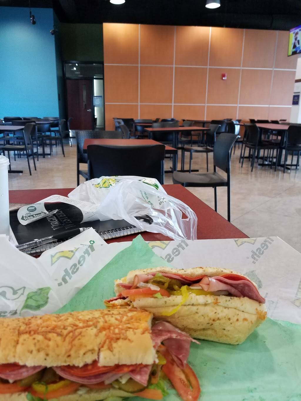 Subway | restaurant | 3096 Colonial Ave SW, Roanoke, VA 24015, USA | 5409855645 OR +1 540-985-5645