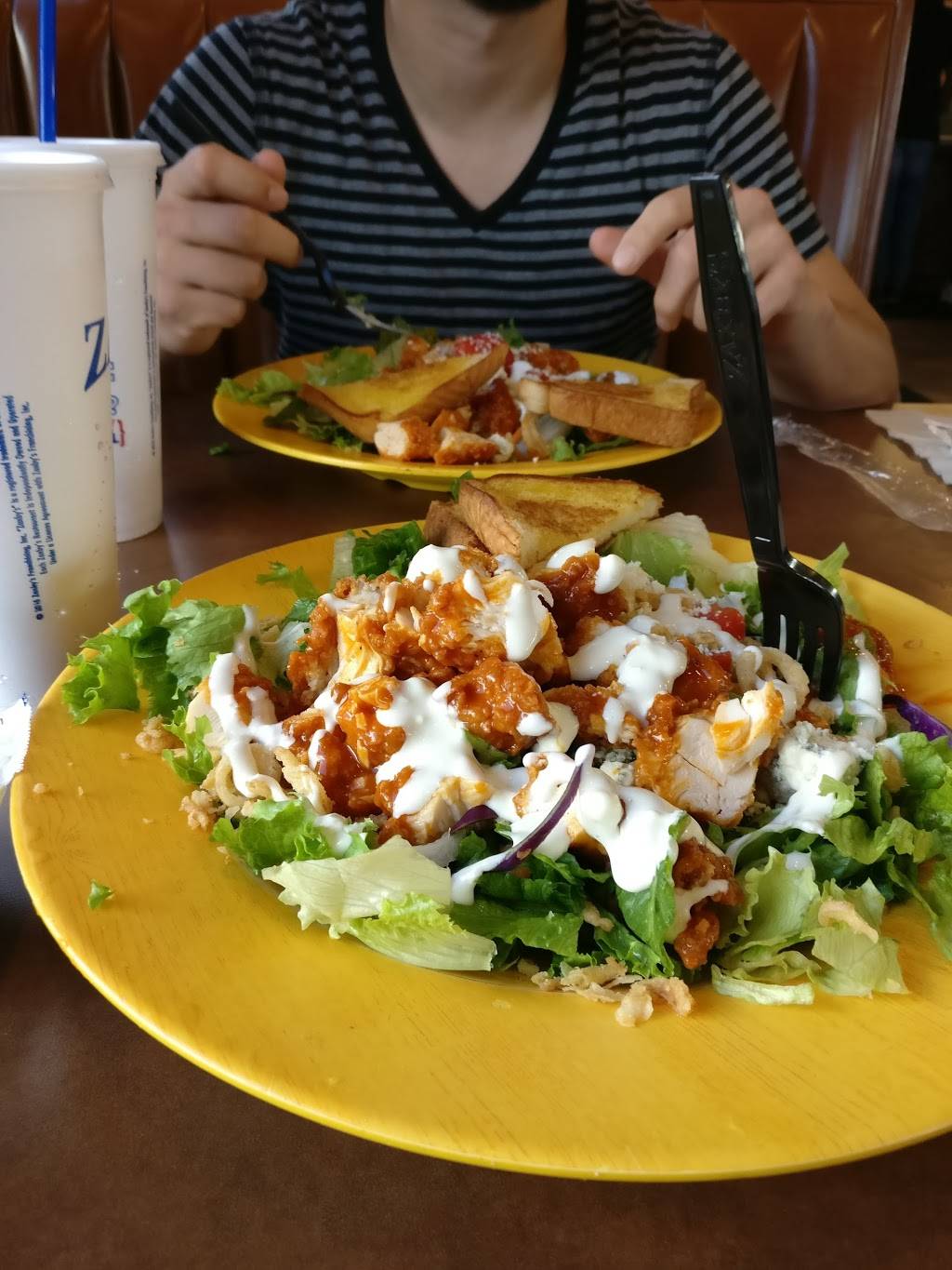 Zaxbys Chicken Fingers & Buffalo Wings | restaurant | 11554 University Blvd, Orlando, FL 32817, USA | 4076747936 OR +1 407-674-7936