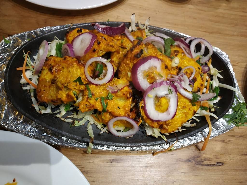 Chawlas Cuisine | restaurant | 7916 Hurontario St, Brampton, ON L6Y 0P6, Canada | 9054571300 OR +1 905-457-1300