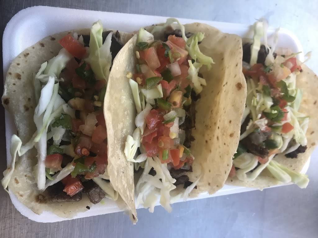 Mariscos Y Taqueria El Tornado | restaurant | Tucson, AZ 85746, USA | 5202730278 OR +1 520-273-0278