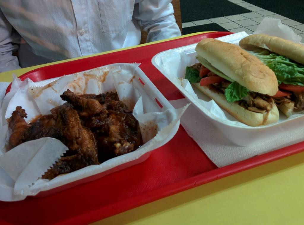 Kalypso Restaurant | restaurant | 12 Winspear Ave, Buffalo, NY 14214, USA | 7168343663 OR +1 716-834-3663