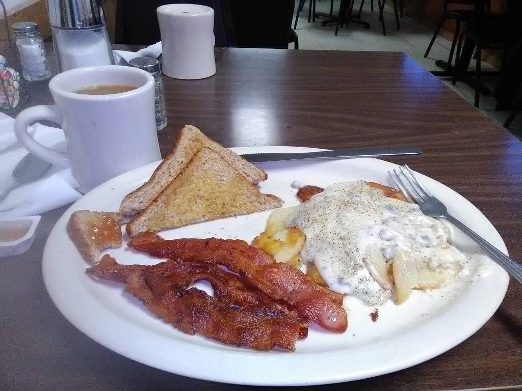 Jims Family Restaurant | restaurant | 404 McKinley Ave, Bartonville, IL 61607, USA | 3096978360 OR +1 309-697-8360