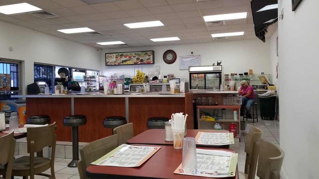 Choripan Restaurant and Cafeteria | restaurant | 4546 SW 74th Ave, Miami, FL 33155, USA | 3052648454 OR +1 305-264-8454