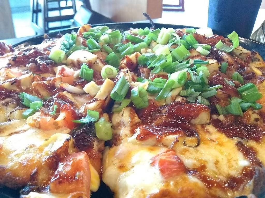 Round Table Pizza | meal delivery | 5885 Santa Teresa Blvd, San Jose, CA 95123, USA | 4082278669 OR +1 408-227-8669