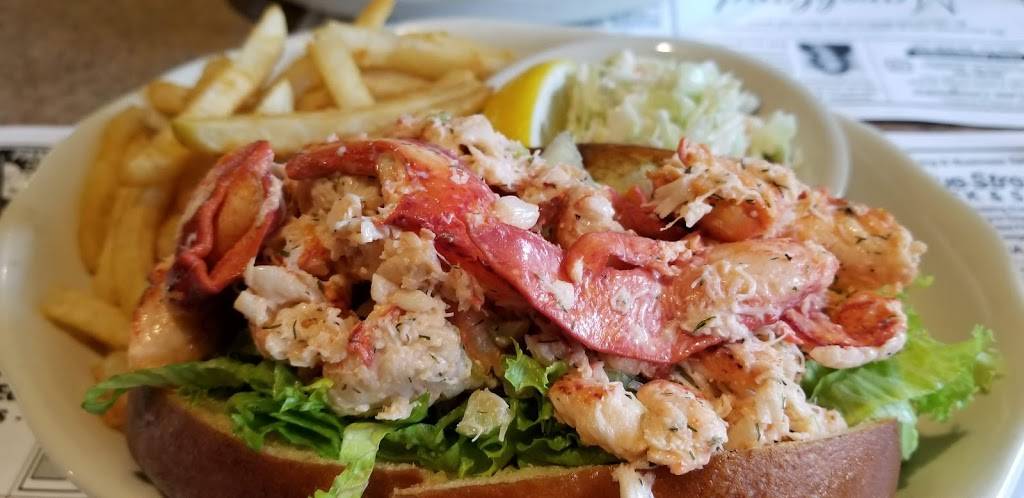 Marshland Restaurant & Bakery | restaurant | 109 MA-6A, Sandwich, MA 02563, USA | 5088889824 OR +1 508-888-9824