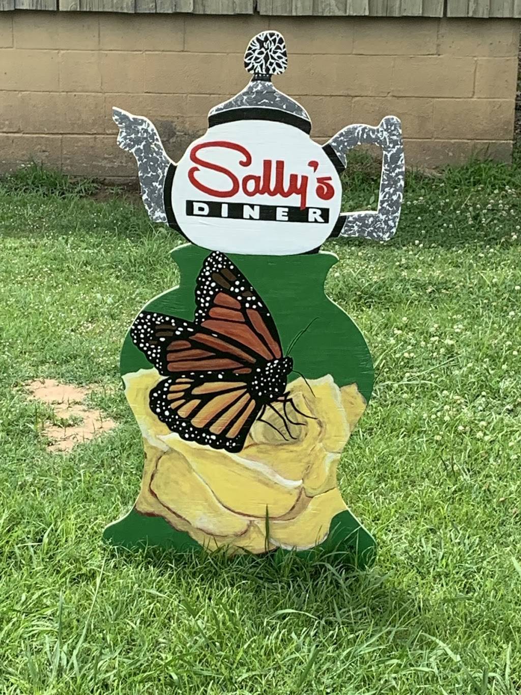 Sally’s Diner | restaurant | 1206 Manufacturers Row, Trenton, TN 38382, USA | 7315992171 OR +1 731-599-2171