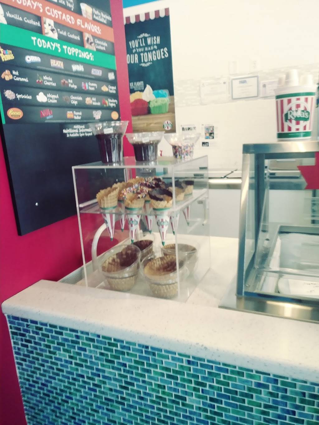 Ritas Italian Ice & Frozen Custard | restaurant | 220 Mountain Rd, Fallston, MD 21047, USA | 4108779300 OR +1 410-877-9300