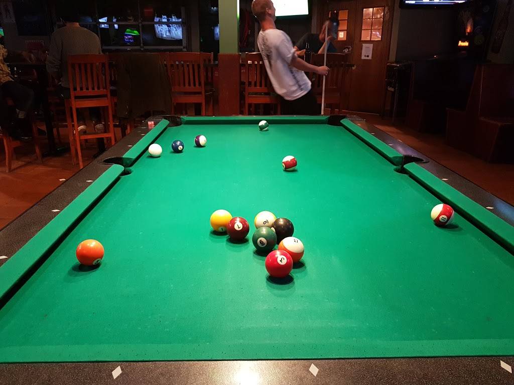 Time Out Pub & Grill | restaurant | 3422 Walker Rd, Windsor, ON N8W 3S5, Canada | 5192509298 OR +1 519-250-9298