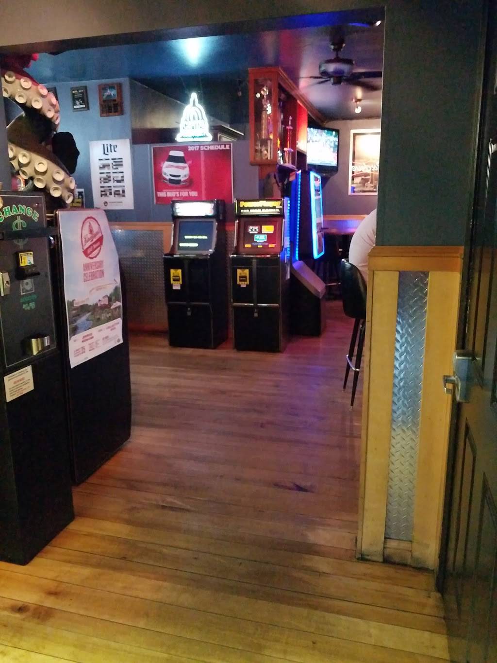 The Bowery Bar & Grill | restaurant | 3023 W Ryan Rd, Franklin, WI 53132, USA | 4147613260 OR +1 414-761-3260