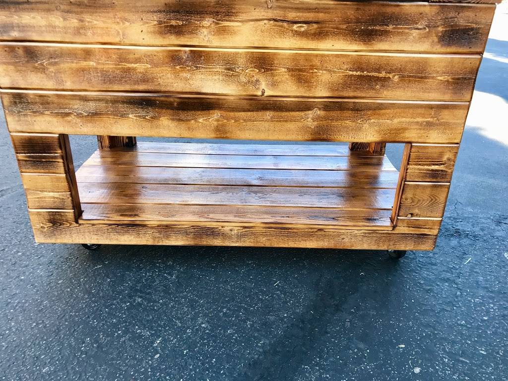 Yorba Linda Feed Store | restaurant | 3782 Rose Dr, Yorba Linda, CA 92886, USA | 7145243222 OR +1 714-524-3222