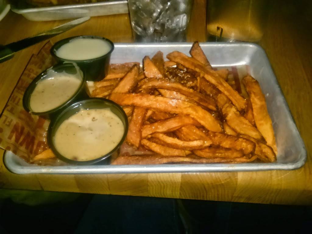 Applebees Grill + Bar | restaurant | 2221 W Stewart Ave, Wausau, WI 54401, USA | 7158481110 OR +1 715-848-1110