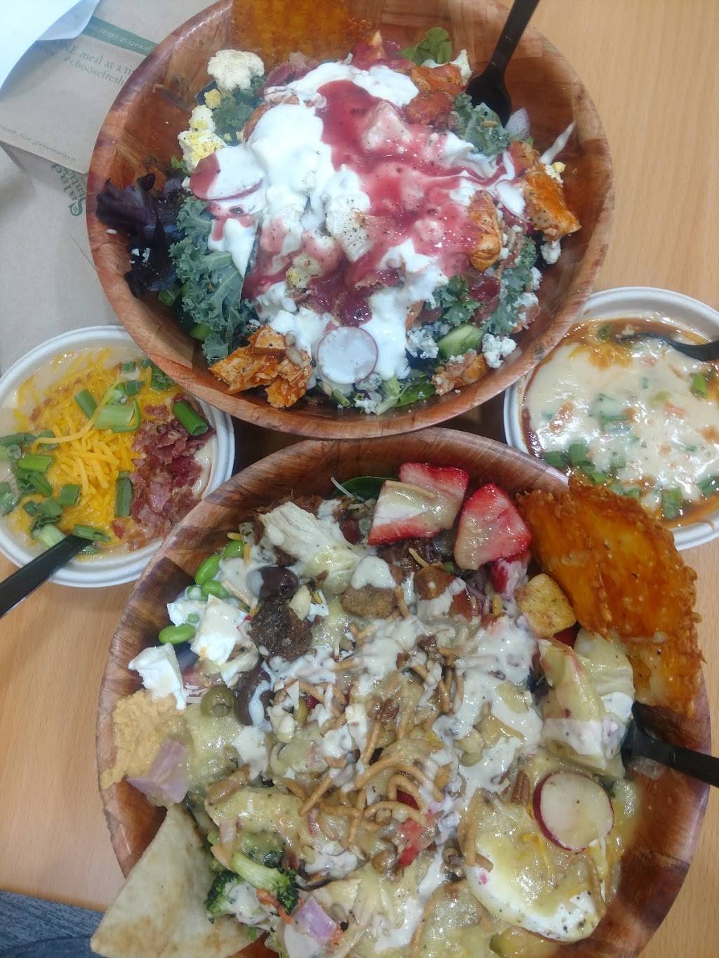 The Salad Station | restaurant | 615 S Range Ave, Denham Springs, LA 70726, USA | 2253801355 OR +1 225-380-1355