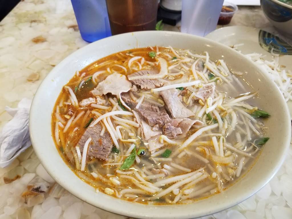 Pho Binh 59 South | restaurant | 8336 Southwest Fwy, Houston, TX 77074, USA | 7137771770 OR +1 713-777-1770