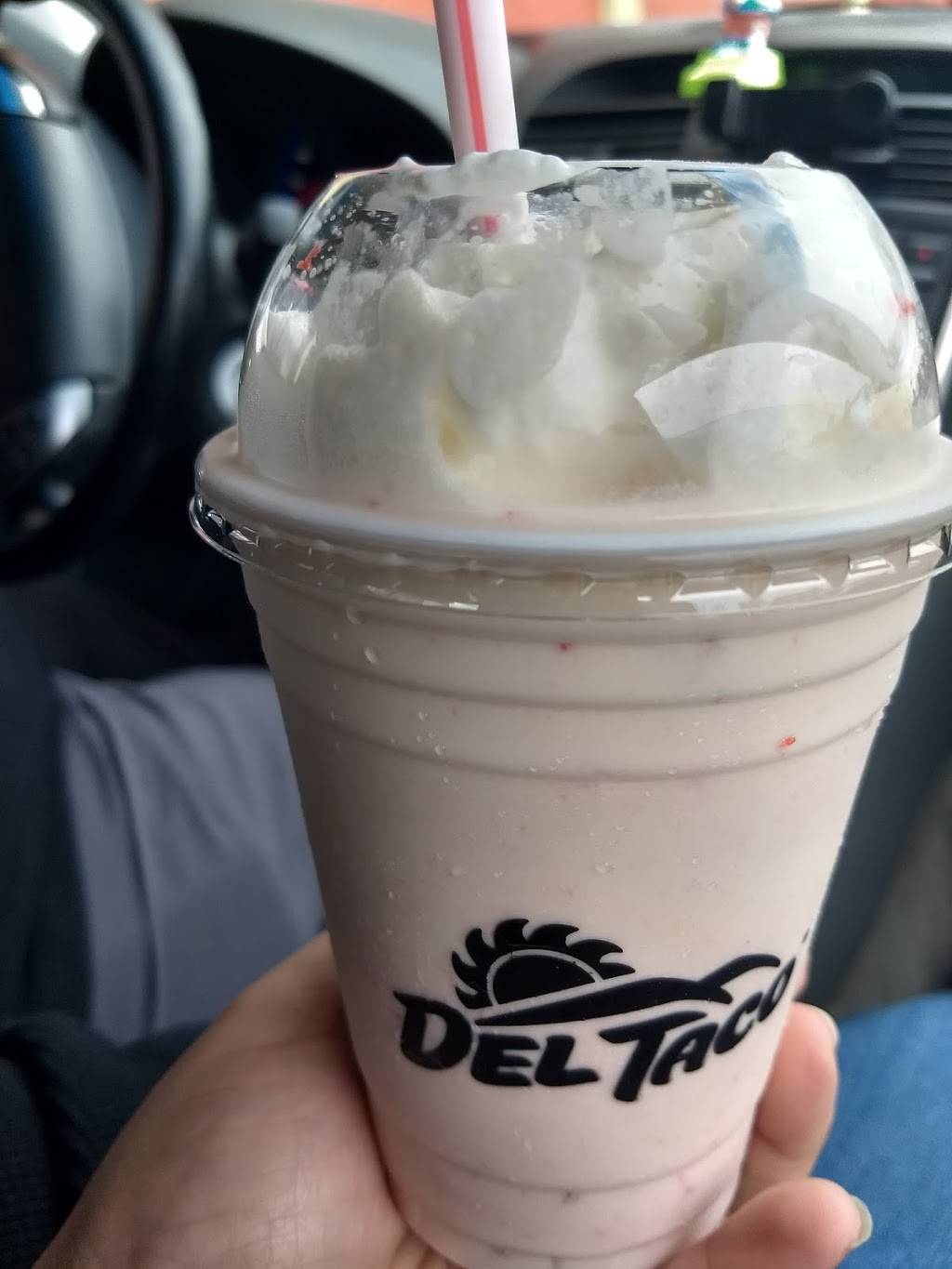 Del Taco | meal takeaway | 601 S Ventura Rd, Oxnard, CA 93030, USA | 8059855325 OR +1 805-985-5325