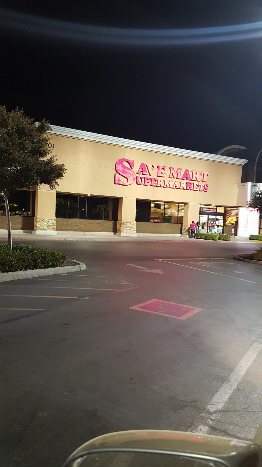 Save Mart | meal delivery | 1701 Bellevue Rd, Atwater, CA 95301, USA | 2093579840 OR +1 209-357-9840