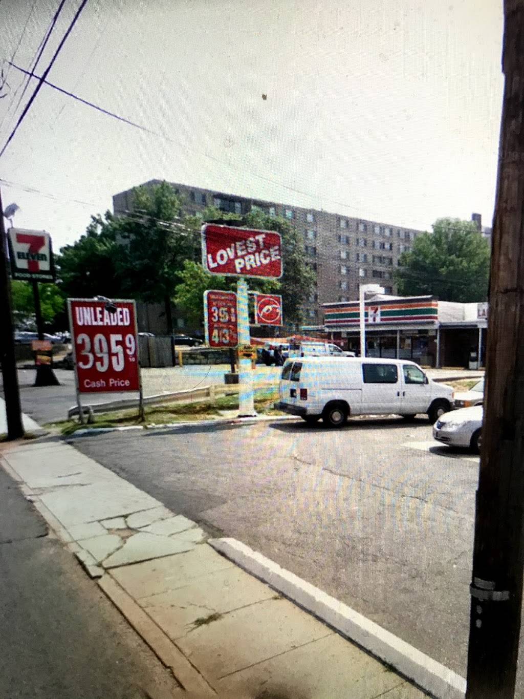 7-Eleven | bakery | 6034 Baltimore Ave, Hyattsville, MD 20781, USA | 3019272607 OR +1 301-927-2607