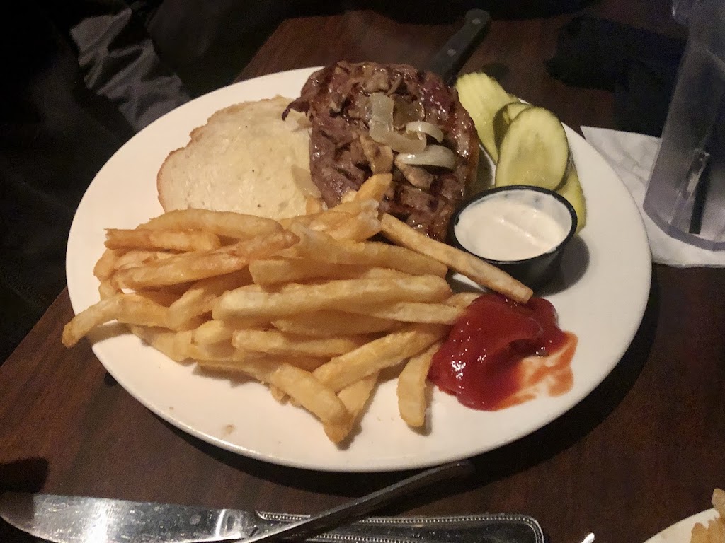 The Abbey | restaurant | 1736 Spring St, Quincy, IL 62301, USA | 2172288868 OR +1 217-228-8868