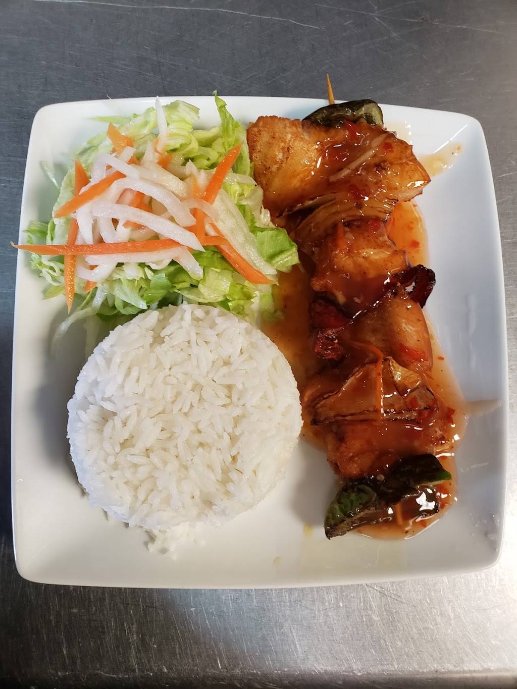 Pho Hong Saigon | restaurant | 207 Radford Blvd, Dillon, SC 29536, USA | 8435068641 OR +1 843-506-8641