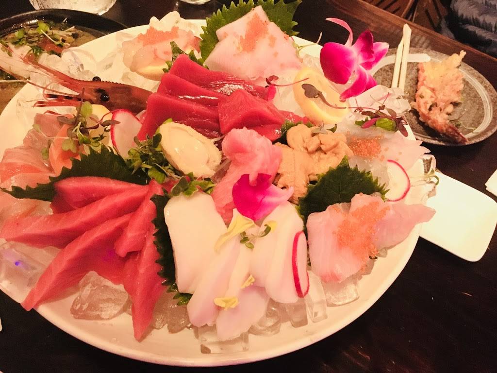 Sumo | restaurant | 420 Judah St, San Francisco, CA 94122, USA | 4154815007 OR +1 415-481-5007