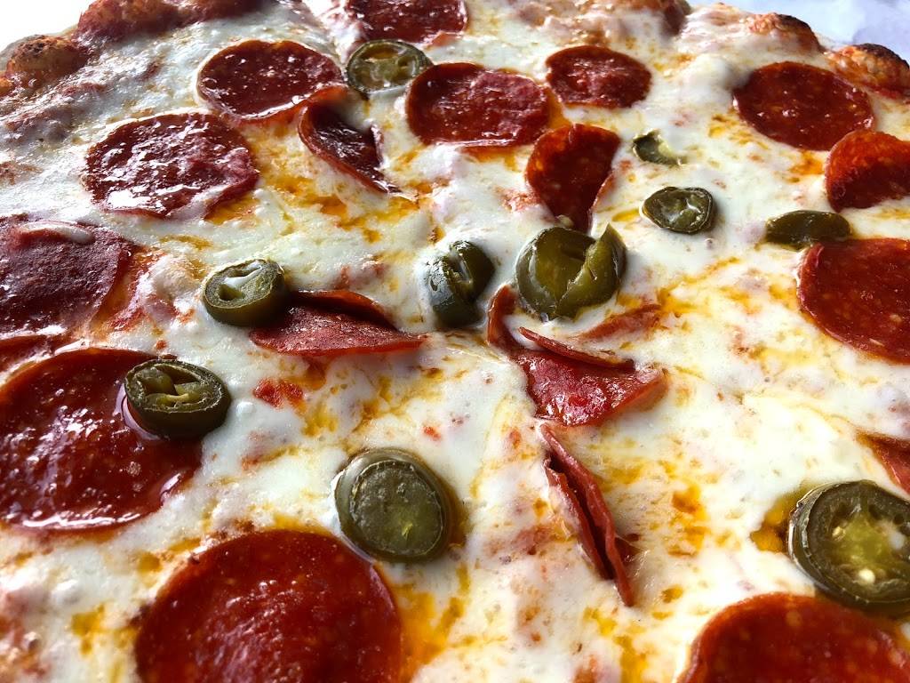 Black Dog Pizza Arcade | restaurant | 309 Curtis Mathes Way, Arlington, TX 76018, USA | 8176355551 OR +1 817-635-5551