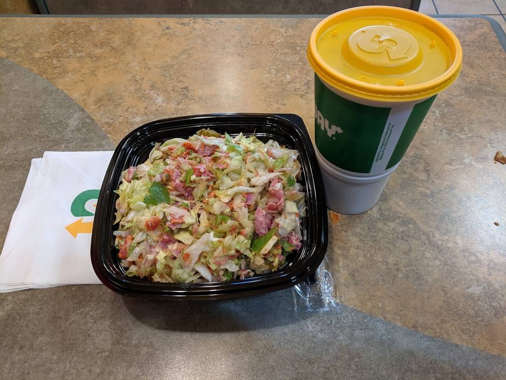 Subway | meal takeaway | 300 110th Ave NE Unit B1-03, Bellevue, WA 98004, USA | 4256881357 OR +1 425-688-1357