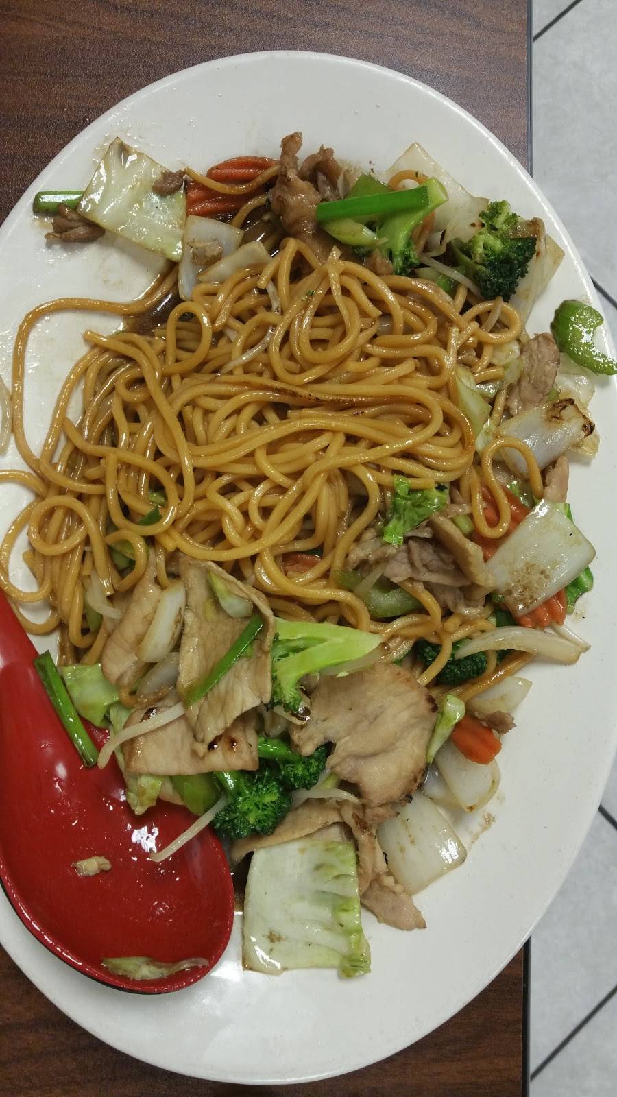 Thai Noodle House | restaurant | 1847 Bellevue Rd, Atwater, CA 95301, USA | 2098126454 OR +1 209-812-6454