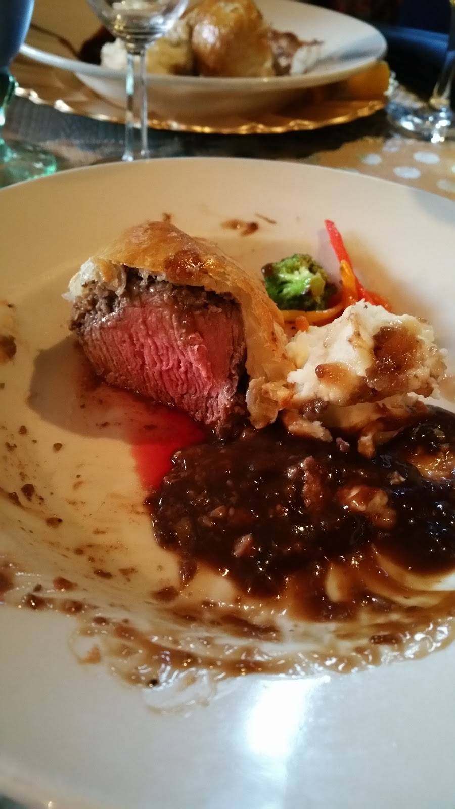 Tangled Up In Blue Restaurant | restaurant | 425 Bench St, Taylors Falls, MN 55084, USA | 6514651000 OR +1 651-465-1000