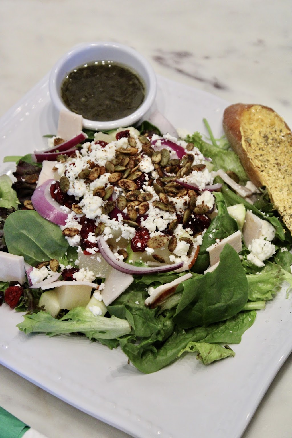 Le Petit Paris Cafe Southside | cafe | 7111 Bentley Rd #1, Jacksonville, FL 32256, USA | 9043743933 OR +1 904-374-3933