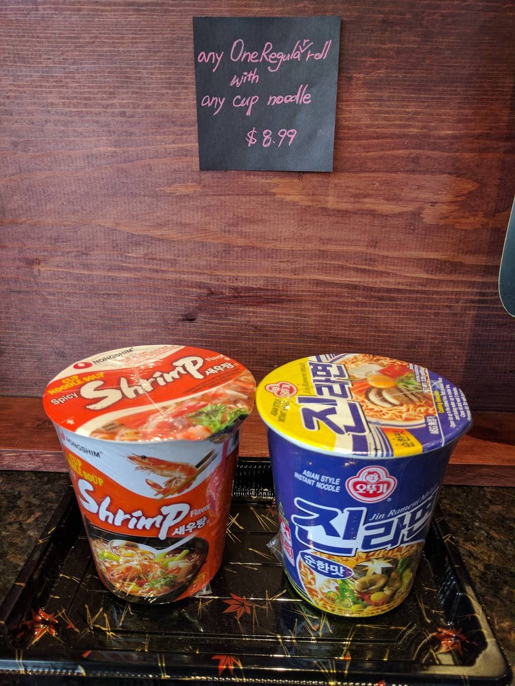 Sushi2Go | restaurant | 901 N Stuart St #117, Arlington, VA 22203, USA | 7032434000 OR +1 703-243-4000