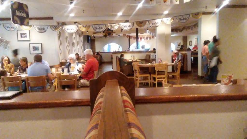 El Chico Cafe | restaurant | Sooner Fashion Mall, 3439 W Main St, Norman, OK 73072, USA | 4053602146 OR +1 405-360-2146