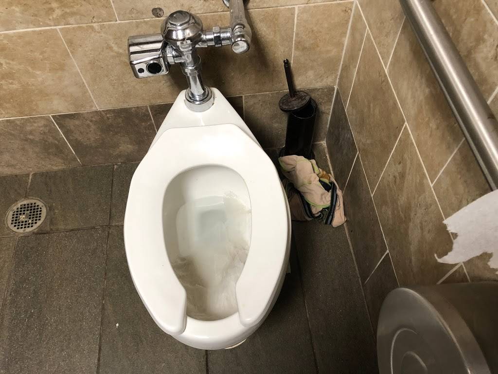 Hardees | restaurant | 1129 Filbert Hwy, York, SC 29745, USA | 8036202138 OR +1 803-620-2138