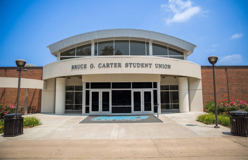 NEO Dining | restaurant | 200 I St NE, Miami, OK 74354, USA | 9185406387 OR +1 918-540-6387