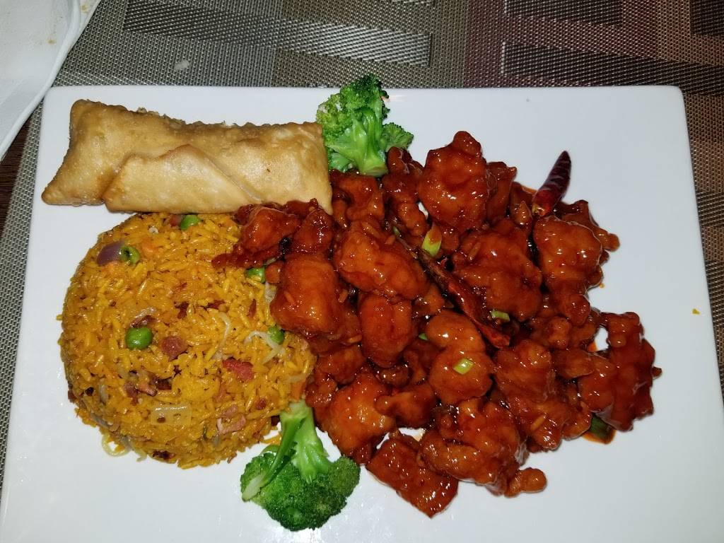 Sushi House Japanese Restaurant | restaurant | 822 E Center St # E, Wallingford, CT 06492, USA | 2032843818 OR +1 203-284-3818