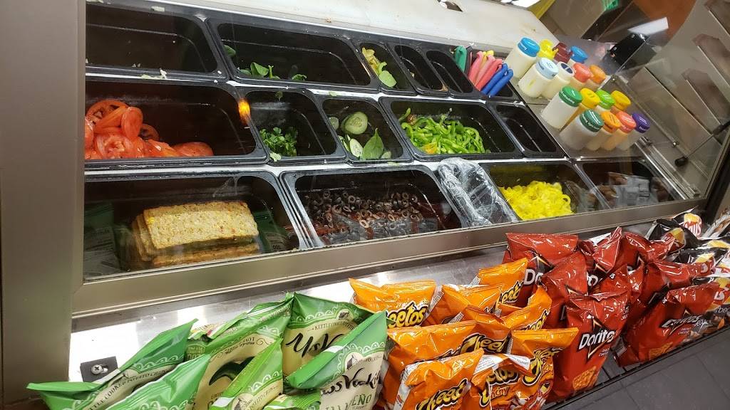 Subway Restaurants | restaurant | 5537 Sunset Blvd #109, Los Angeles, CA 90028, USA | 3238711090 OR +1 323-871-1090