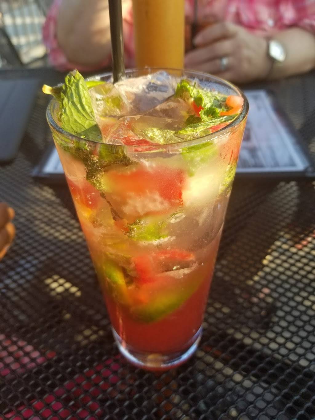 Wood-n-Tap | restaurant | 12 Town Line Rd, Rocky Hill, CT 06067, USA | 8605719444 OR +1 860-571-9444