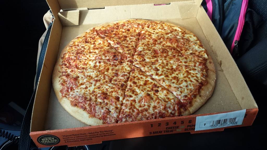 Little Caesars Pizza | meal takeaway | 508 Waverly Dr, Elgin, IL 60120, USA | 8476973728 OR +1 847-697-3728