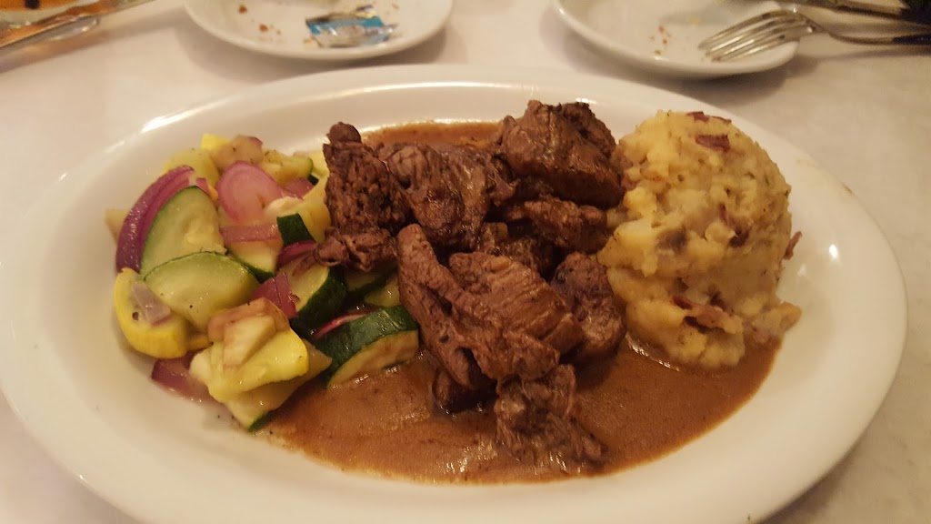 Southern Charm Bistreaux & Bar | restaurant | 2020 Belle Chasse Hwy, Gretna, LA 70056, USA | 5043027776 OR +1 504-302-7776