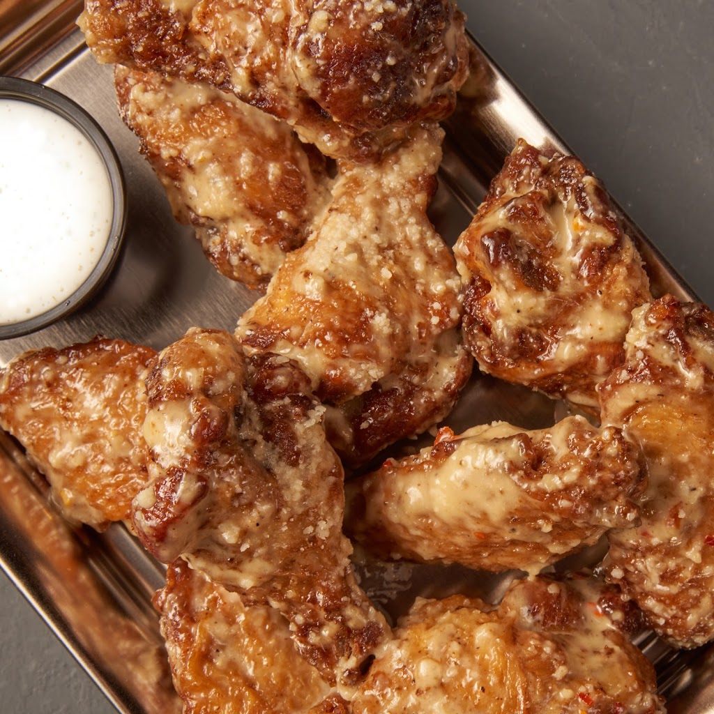 Smack Wings - Downtown E. Colonial | restaurant | 2914 E Colonial Dr, Orlando, FL 32803, USA | 4073782628 OR +1 407-378-2628