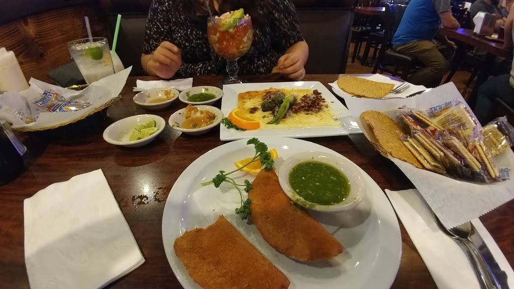 Espinozas Family Restaurant | restaurant | 1503 S Riverside Ave, Rialto, CA 92376, USA | 9098758474 OR +1 909-875-8474