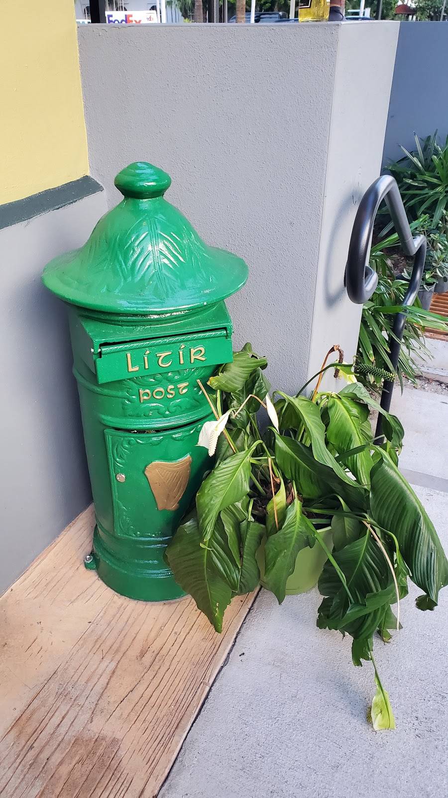 Waxys Irish Pub | restaurant | 1095 SE 17th St, Fort Lauderdale, FL 33316, USA | 9545259299 OR +1 954-525-9299