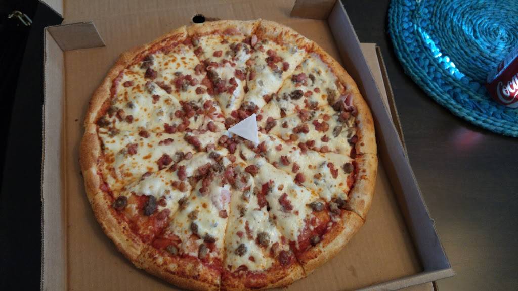 Godfather Pizza - Harrow | meal takeaway | 110 King St W, Harrow, ON N0R 1G0, Canada | 5197389833 OR +1 519-738-9833