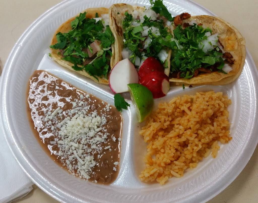 Mi Pueblito Mexican Restaurant | restaurant | 12824 Van Nuys Blvd, Pacoima, CA 91331, USA | 8188900300 OR +1 818-890-0300