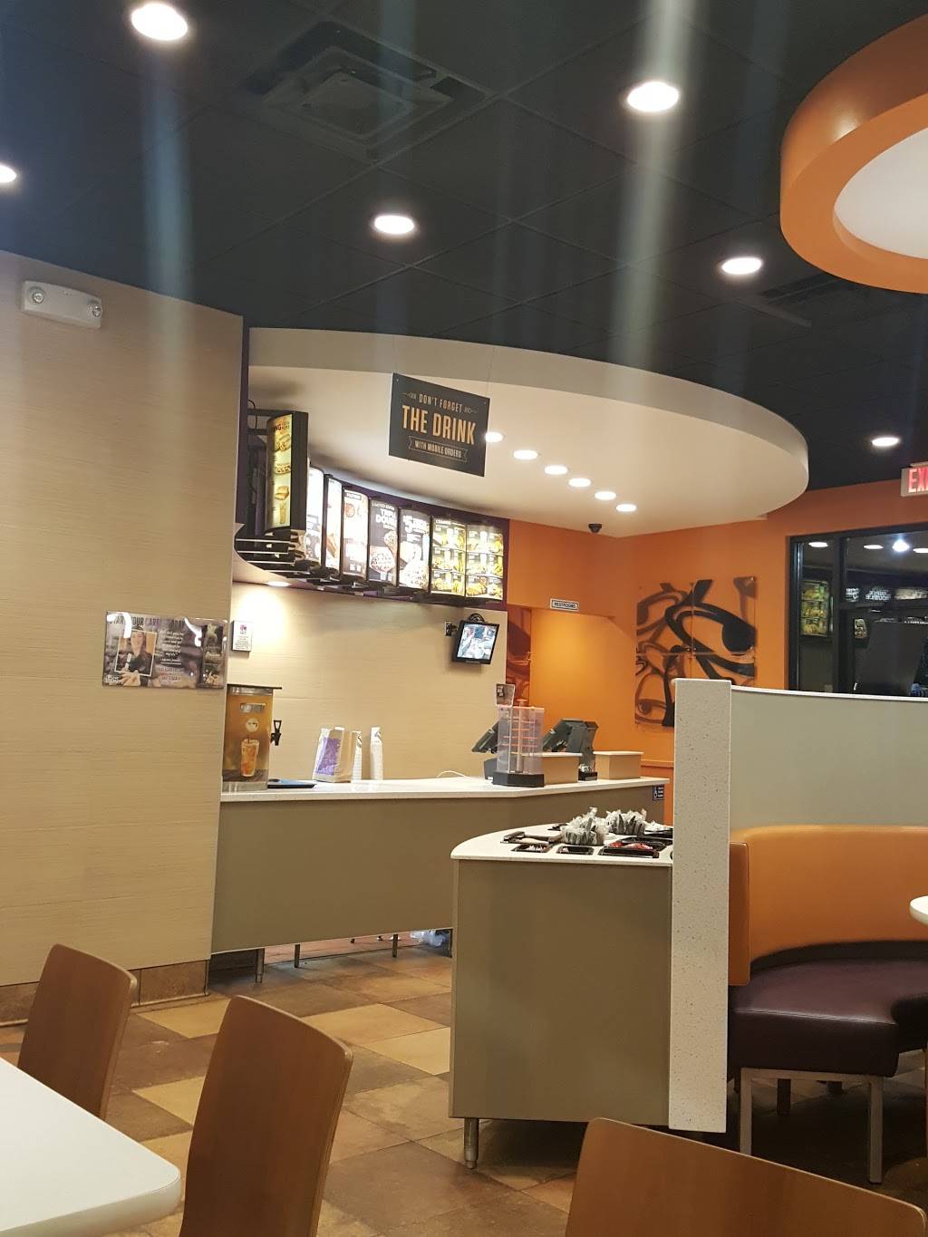 Taco Bell | meal takeaway | 7796 E Brainerd Rd, Chattanooga, TN 37421, USA | 4238929034 OR +1 423-892-9034