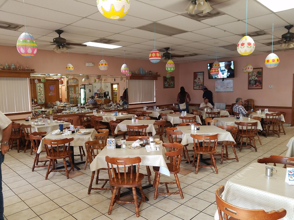 Dannys Mexican Restaurant | restaurant | 122 W Tom Landry St, Mission, TX 78572, USA | 9565852955 OR +1 956-585-2955