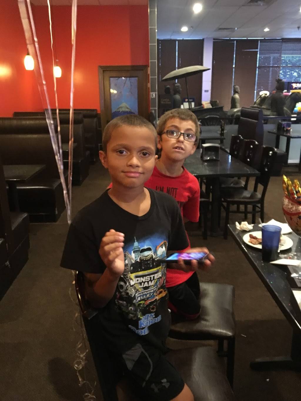 Yama Buffet | restaurant | 1633 Crofton Center, Crofton, MD 21114, USA | 4104518218 OR +1 410-451-8218