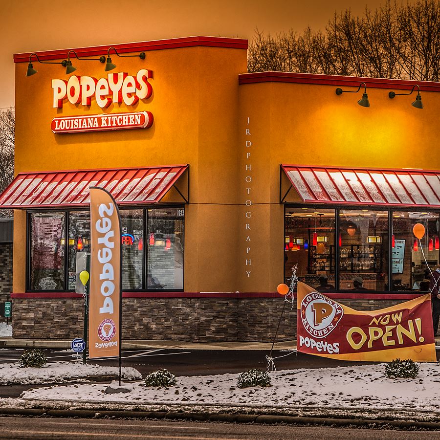 Popeyes Louisiana Kitchen | restaurant | 964 N 21st St, Newark, OH 43055, USA | 7409158545 OR +1 740-915-8545